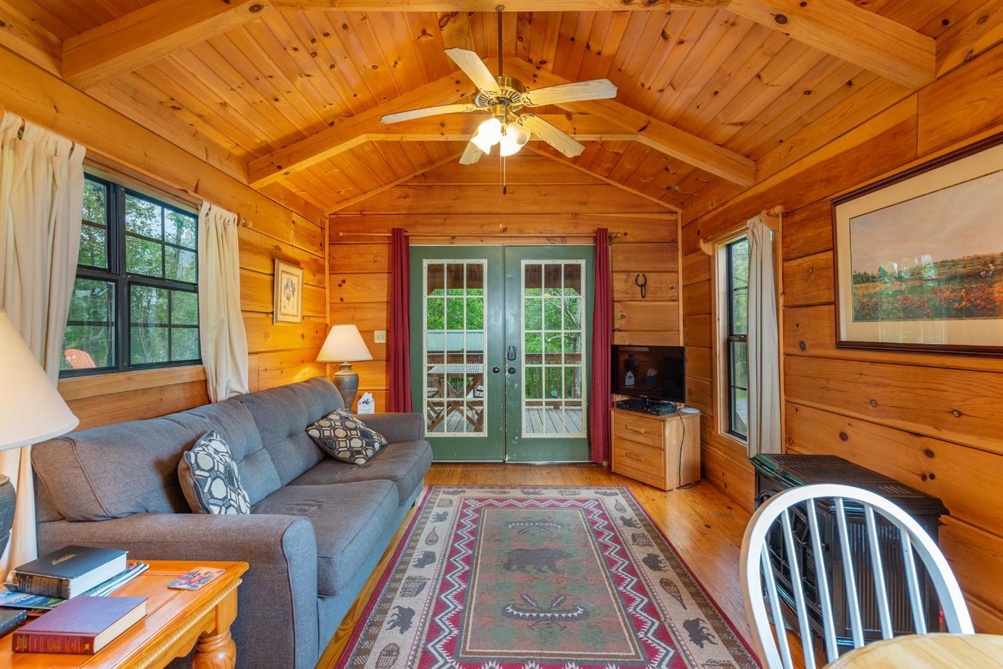 Engadine Inn And Cabins Candler Exterior foto