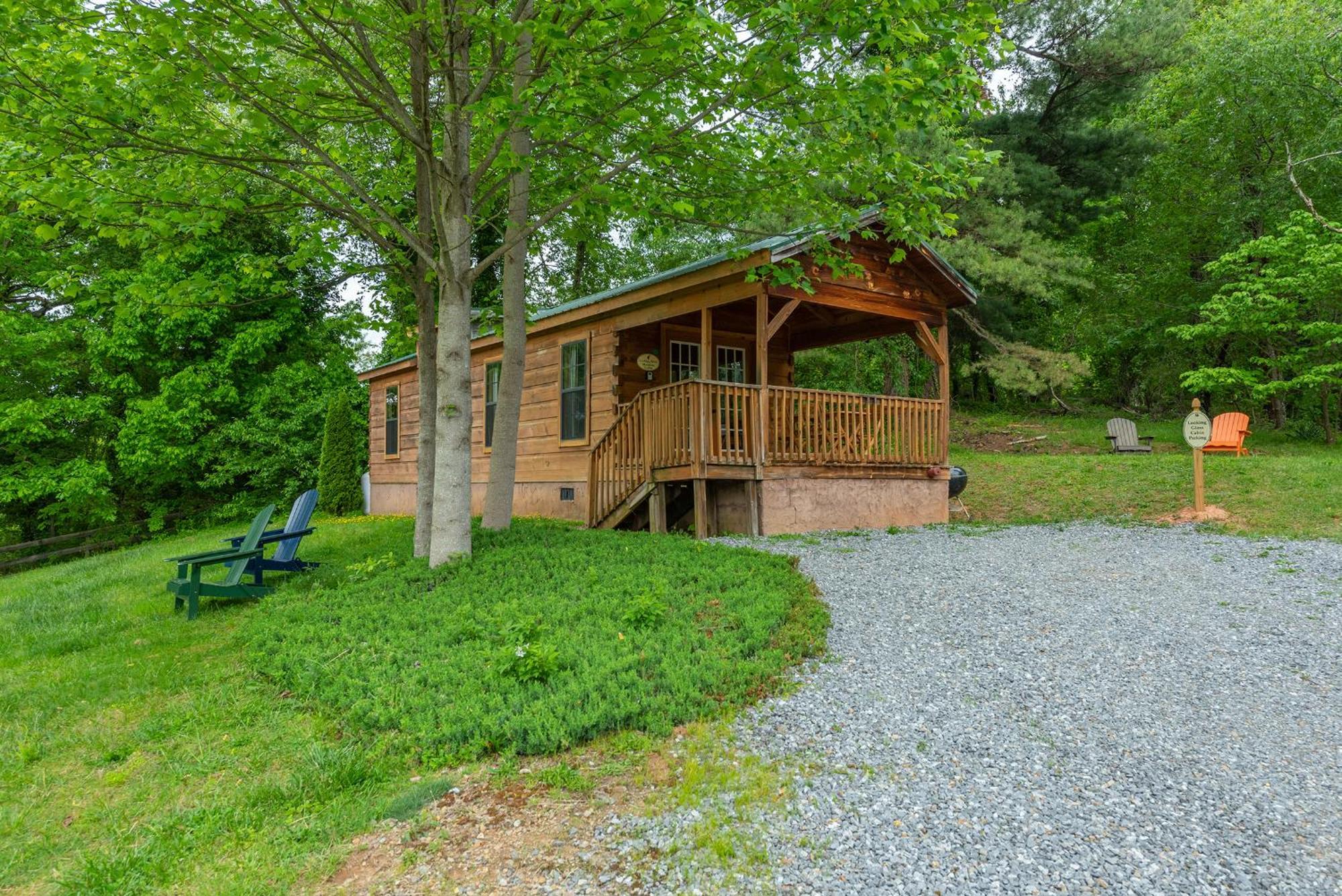 Engadine Inn And Cabins Candler Exterior foto