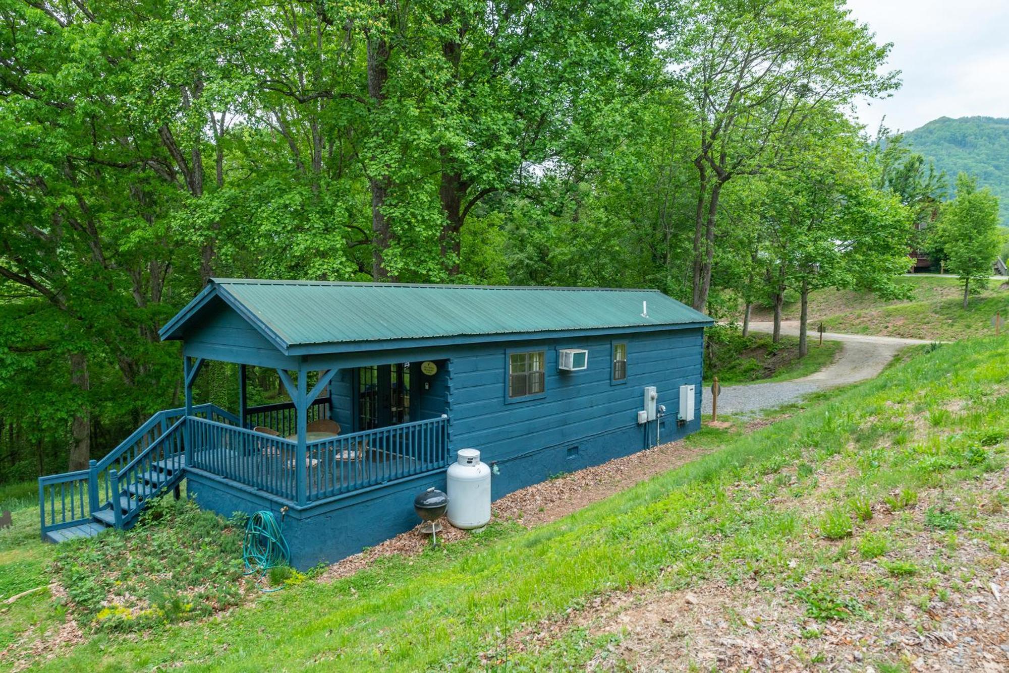 Engadine Inn And Cabins Candler Exterior foto