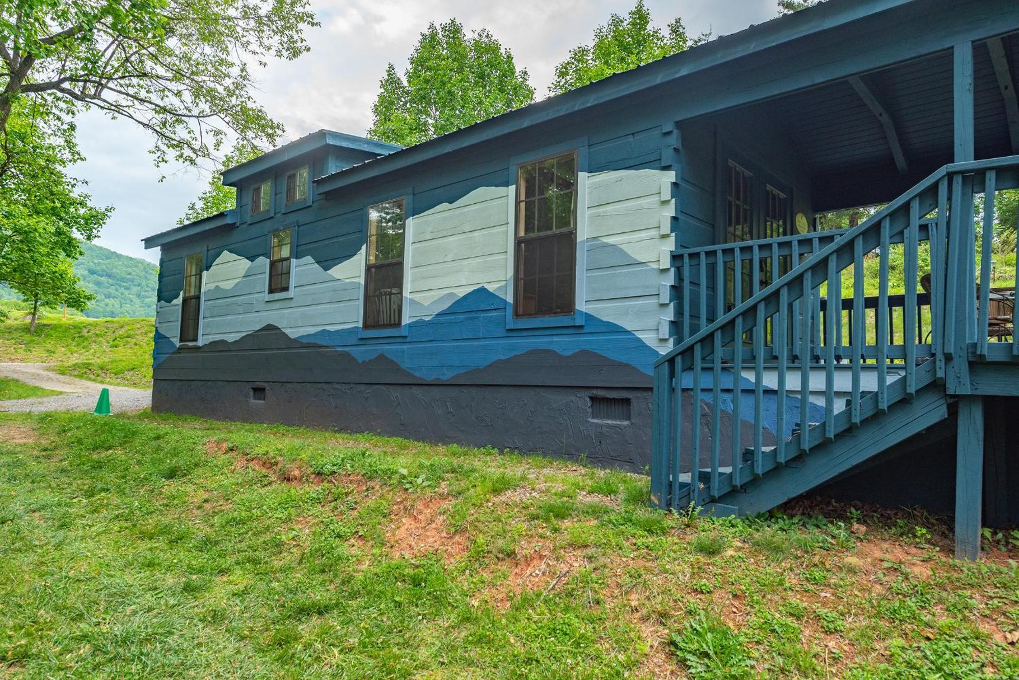 Engadine Inn And Cabins Candler Exterior foto